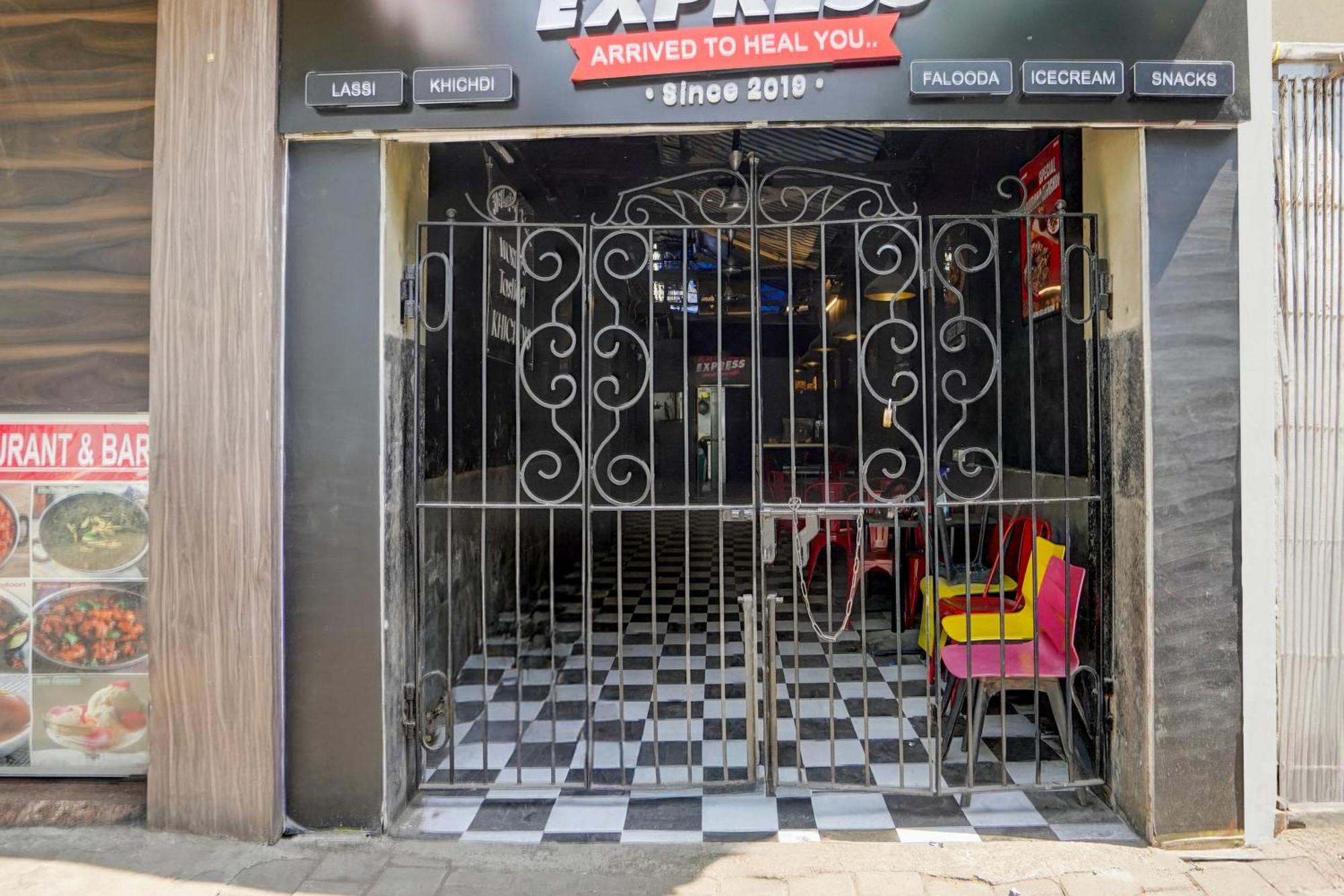 Hotel O Gold Coast - Mumbai, Mumbai